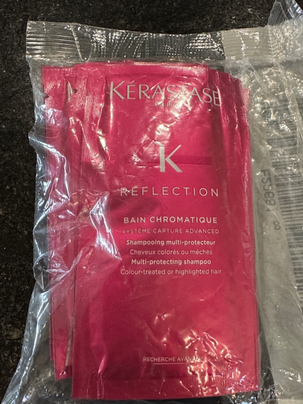 Kerastase Reflection Bain Chromatique Shampoo - Picture 3 of 4
